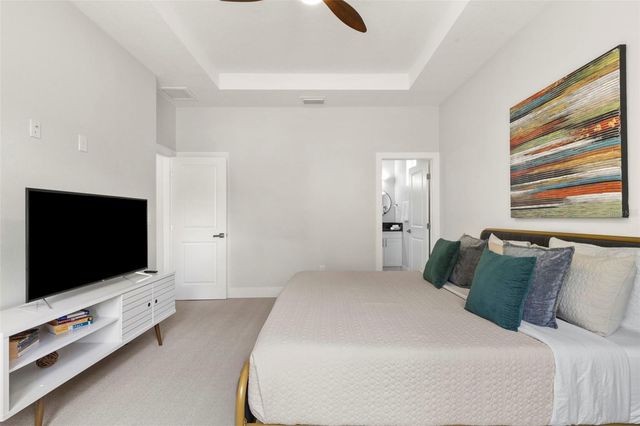 510 E LIME STREET, Tarpon Springs, FL 34689