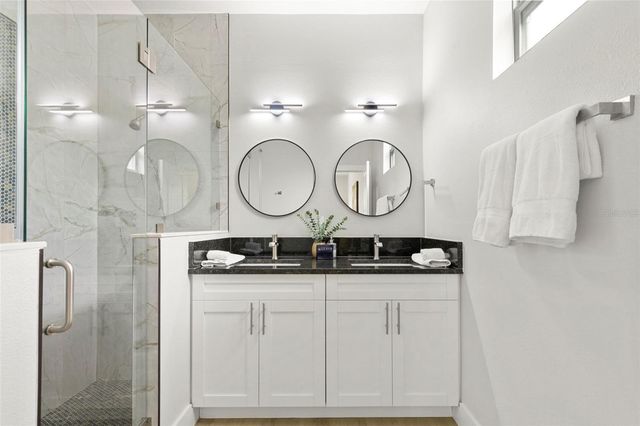 510 E LIME STREET, Tarpon Springs, FL 34689