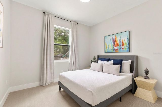 510 E LIME STREET, Tarpon Springs, FL 34689