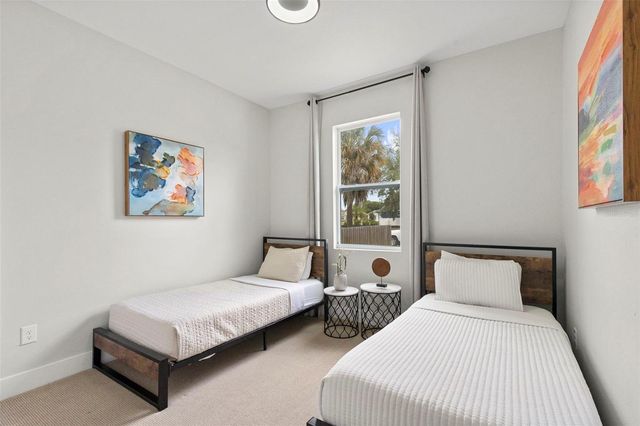 510 E LIME STREET, Tarpon Springs, FL 34689