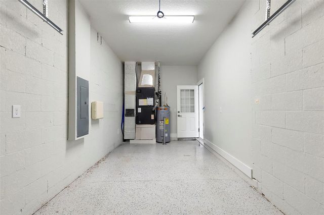 510 E LIME STREET, Tarpon Springs, FL 34689