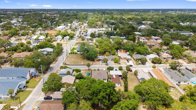 510 E LIME STREET, Tarpon Springs, FL 34689