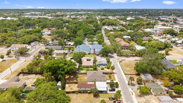 510 E LIME STREET, Tarpon Springs, FL 34689