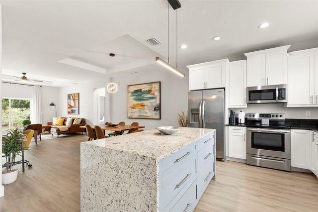 510 E LIME STREET, Tarpon Springs, FL 34689