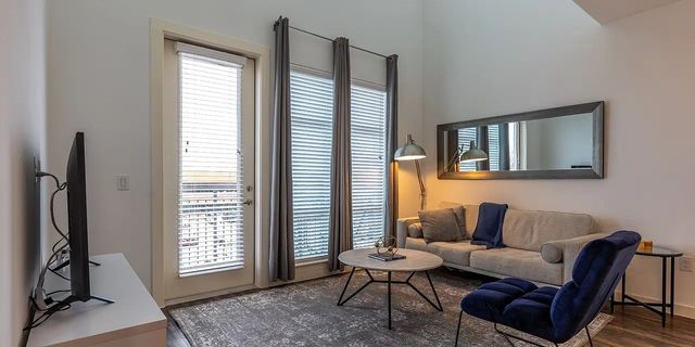 1000 Fort Worth Avenue 1021, Dallas, TX 75208