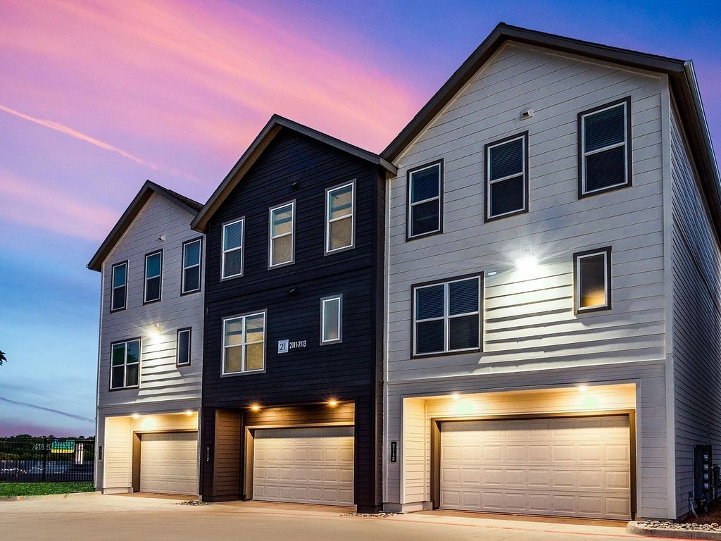 1000 Fort Worth Avenue 1021, Dallas, TX 75208