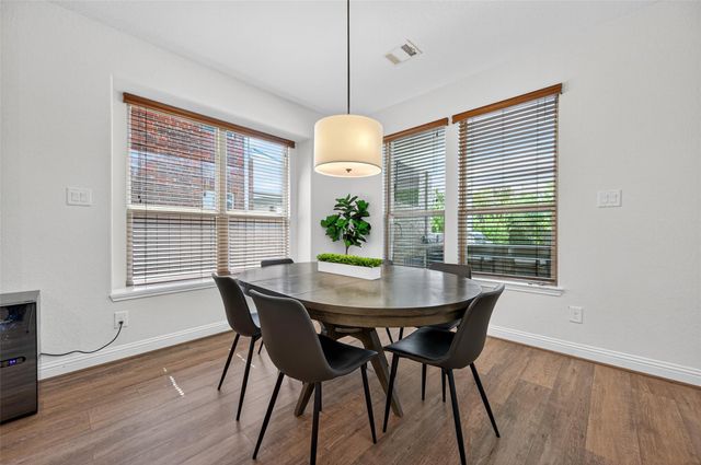 15 Garden Path Place, Tomball, TX 77375