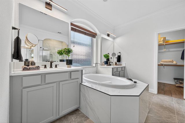 15 Garden Path Place, Tomball, TX 77375