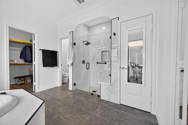 15 Garden Path Place, Tomball, TX 77375