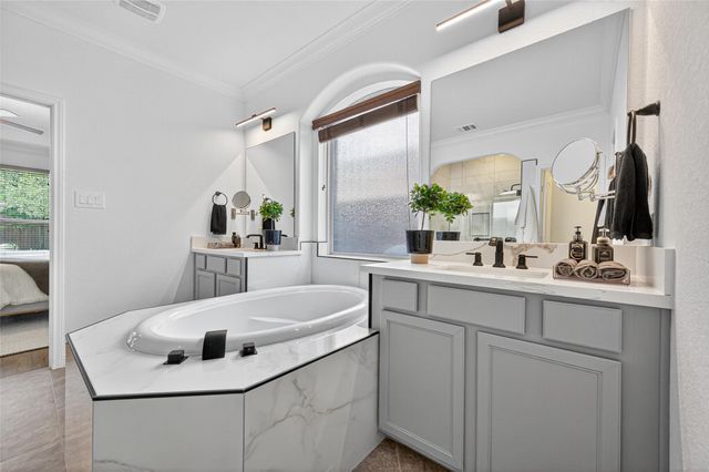 15 Garden Path Place, Tomball, TX 77375