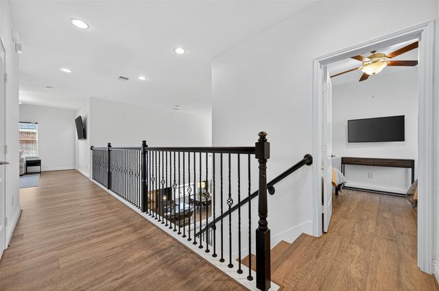 15 Garden Path Place, Tomball, TX 77375