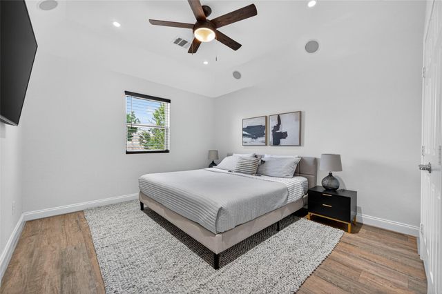 15 Garden Path Place, Tomball, TX 77375