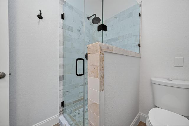 15 Garden Path Place, Tomball, TX 77375