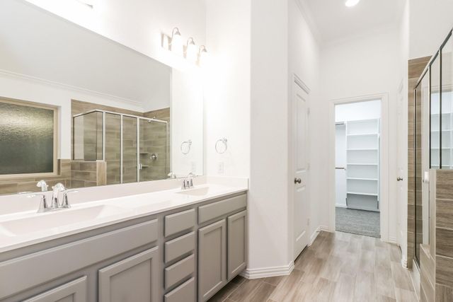 14002 Oakdale Falls Lane, Rosharon, TX 77583