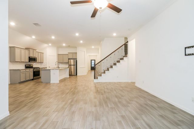 14002 Oakdale Falls Lane, Rosharon, TX 77583