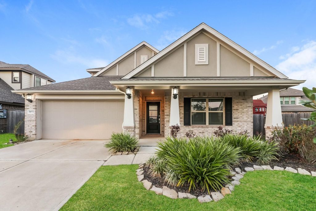 14002 Oakdale Falls Lane, Rosharon, TX 77583