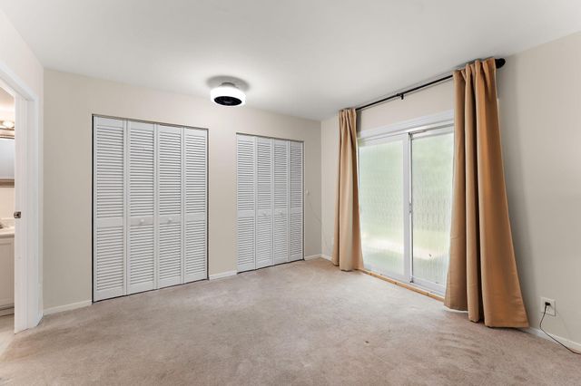 17587 Pond Circle, Eden Prairie, MN 55346