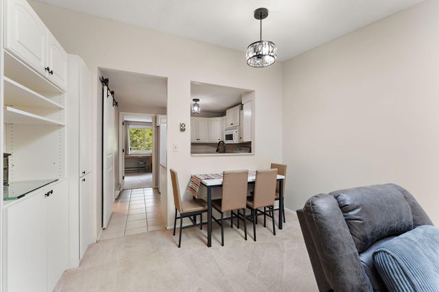 17587 Pond Circle, Eden Prairie, MN 55346