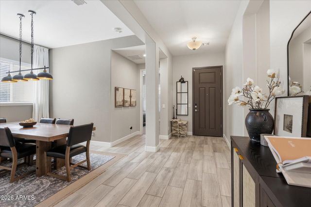 9937 E Tesla Avenue, Mesa, AZ 85212