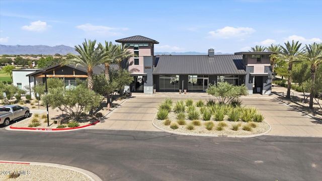 9937 E Tesla Avenue, Mesa, AZ 85212