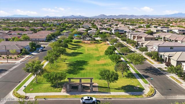 9937 E Tesla Avenue, Mesa, AZ 85212