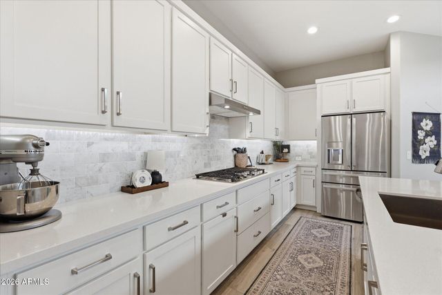9937 E Tesla Avenue, Mesa, AZ 85212
