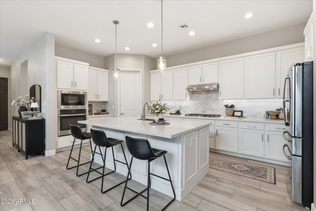 9937 E Tesla Avenue, Mesa, AZ 85212