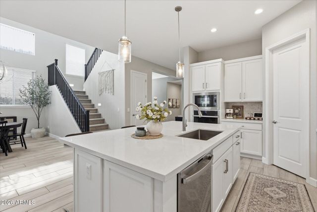 9937 E Tesla Avenue, Mesa, AZ 85212