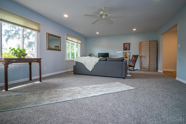 10 Highridge Drive, Loveland, OH 45140