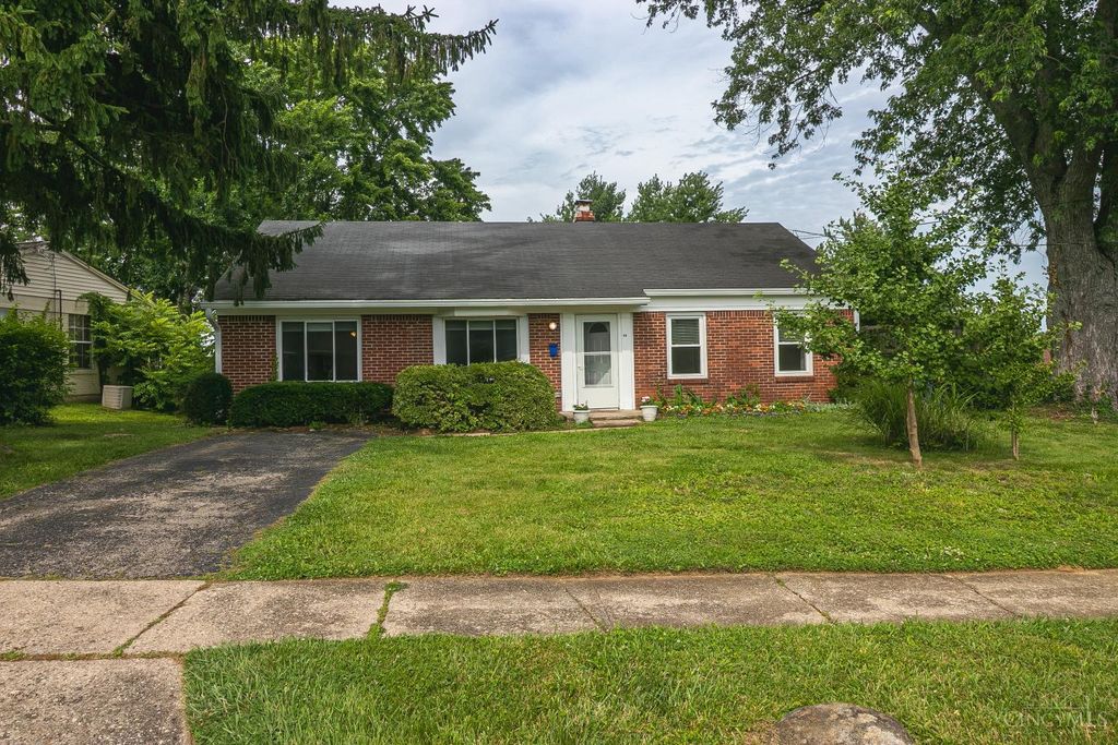 10 Highridge Drive, Loveland, OH 45140
