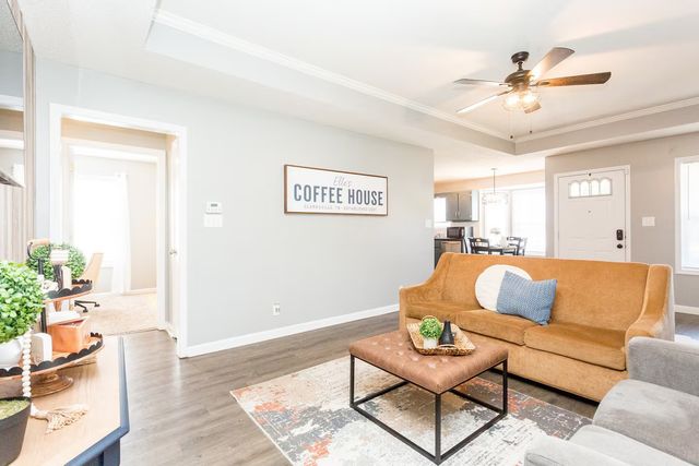 3286 N Senseney Cir, Clarksville, TN 37042