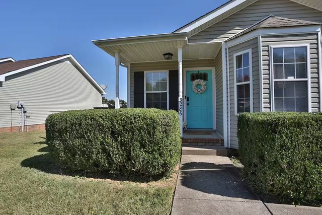 3286 N Senseney Cir, Clarksville, TN 37042