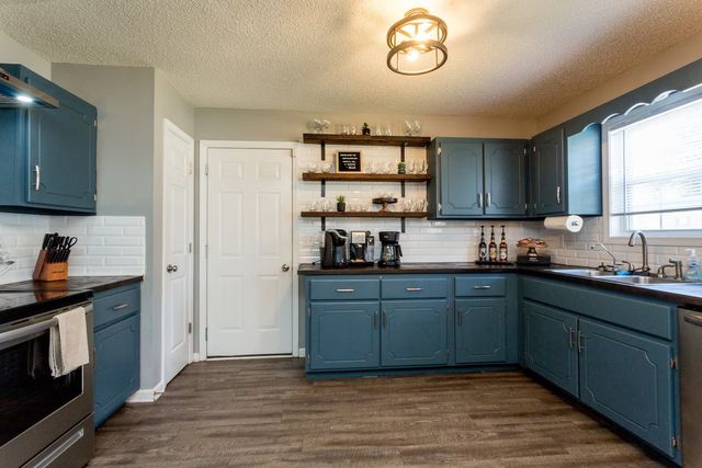 3286 N Senseney Cir, Clarksville, TN 37042