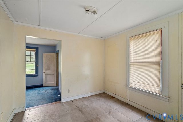 17 Rodes Ave, Sandston, VA 23150