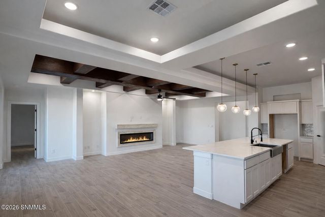 7712 Celestial Street, Las Cruces, NM 88012