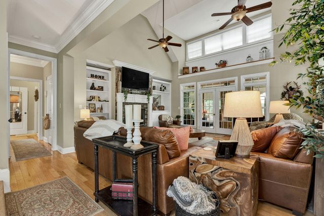 7345 Splendid View Drive, Ooltewah, TN 37363