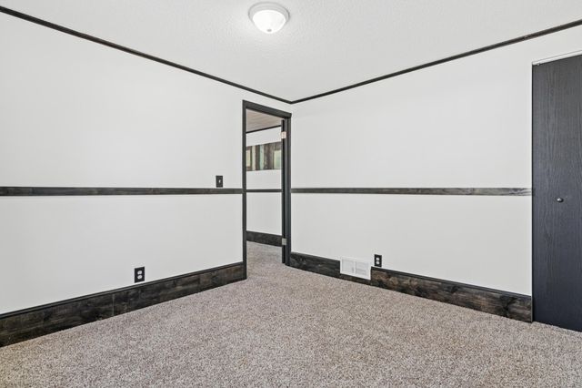 8215 Janero Avenue S, Cottage Grove, MN 55016