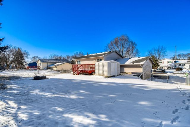 8215 Janero Avenue S, Cottage Grove, MN 55016