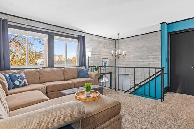 8215 Janero Avenue S, Cottage Grove, MN 55016