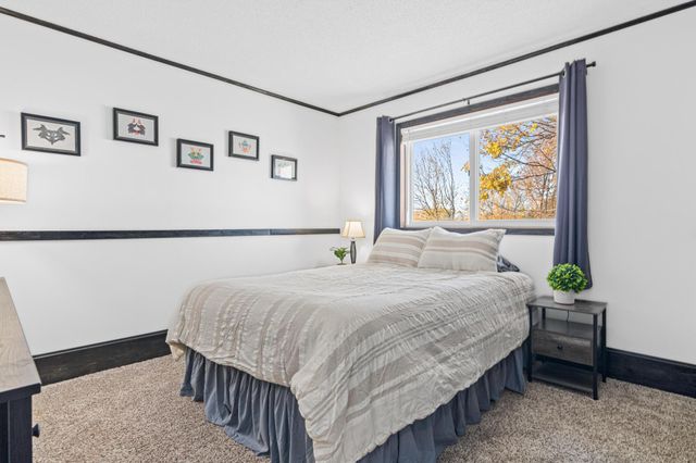 8215 Janero Avenue S, Cottage Grove, MN 55016