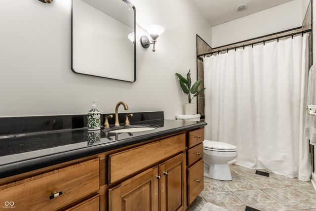 8040 88th Street W, Indianapolis, IN 46278