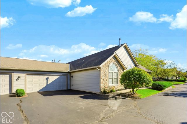 16628 Brownstone Court, Westfield, IN 46074