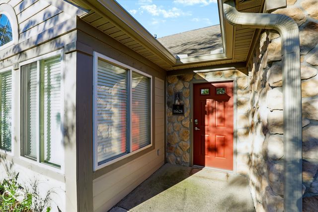 16628 Brownstone Court, Westfield, IN 46074