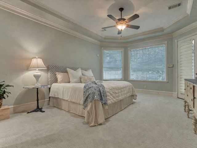 7 Stanwick Place, The Woodlands, TX 77382