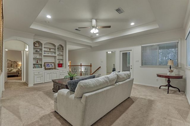 7 Stanwick Place, The Woodlands, TX 77382