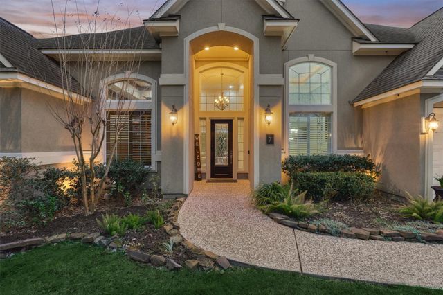7 Stanwick Place, The Woodlands, TX 77382