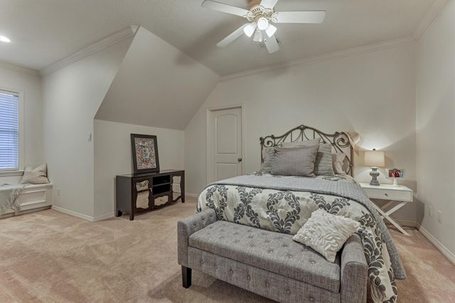 7 Stanwick Place, The Woodlands, TX 77382