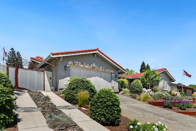 6058 13th St, Sacramento, CA 95822
