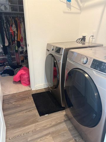 3703 Windy Brook Rd, Rosenberg, TX 77471