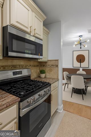 5250 Forest Downs Lane, Atlanta, GA 30349